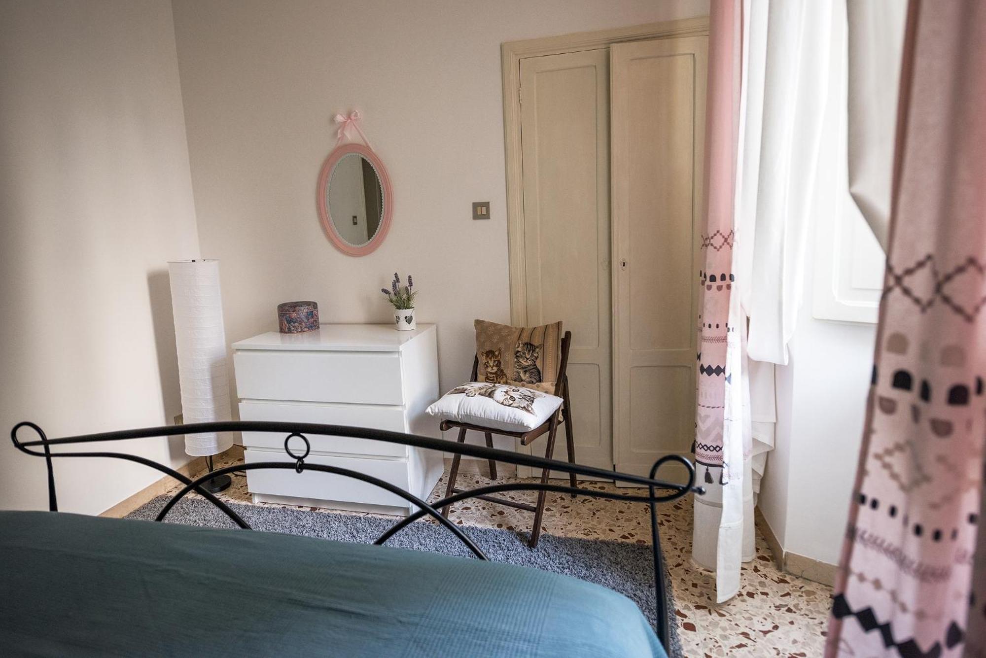 Incantevole Appartamento A Perugia Luaran gambar